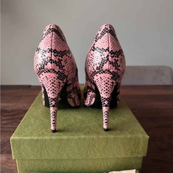 Gucci Anita Python-Embossed Stiletto Pumps - Picture 4 of 8